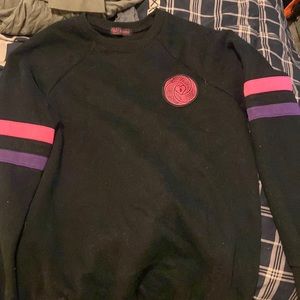 Dutch brows crew neck sweater